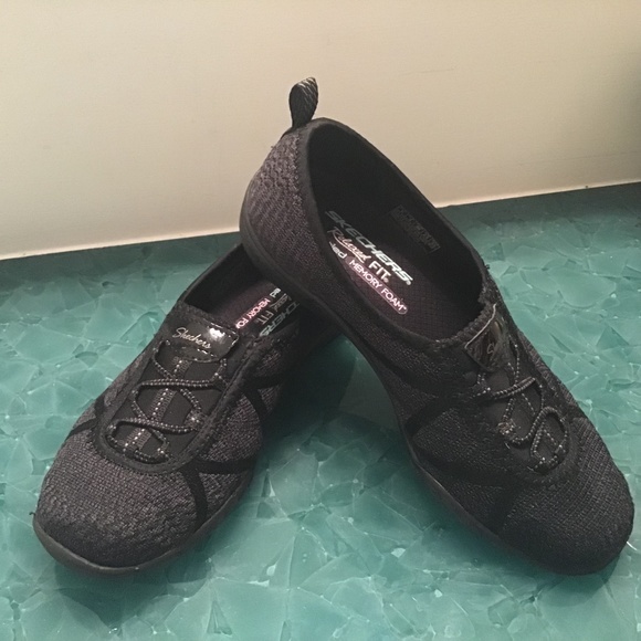 Skechers Black Slip on Memory Foam Shoes - Picture 1 of 6